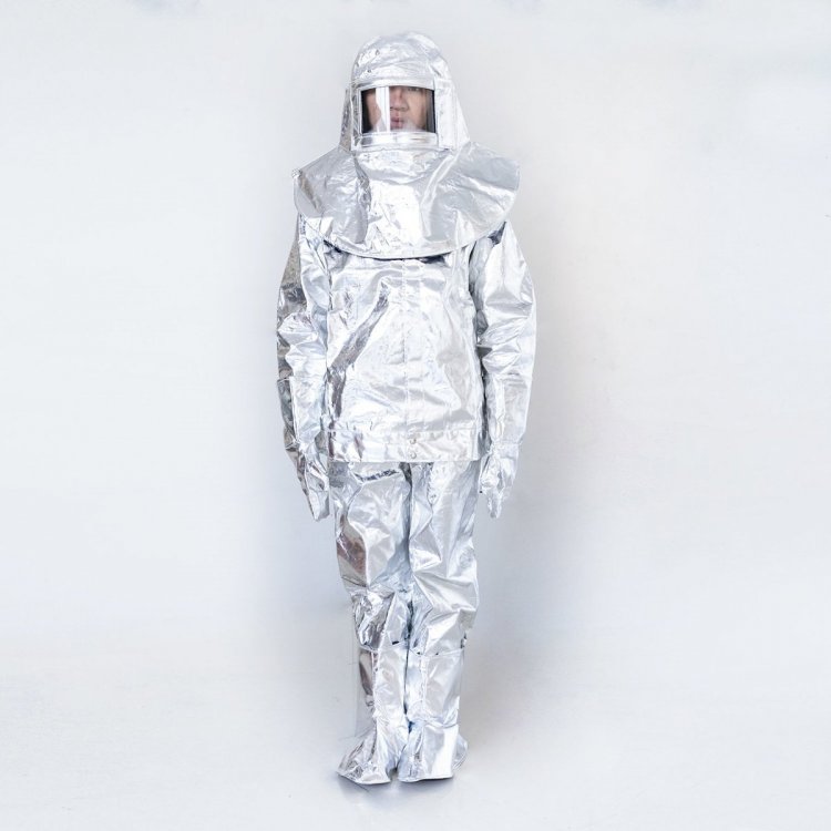 New-Aluminum-Foil-Fire-Proof-Suit-Fireproof-Clothing.thumb.jpg.36d2f7afbc0bf65b03fcbba58df36946.jpg