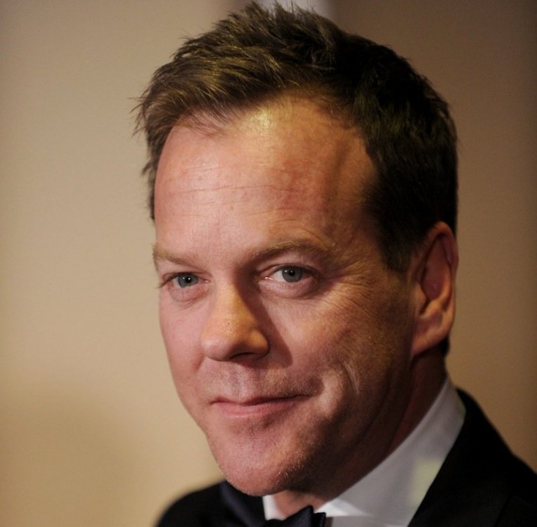 kiefer-sutherland.thumb.jpg.7fe2fcd59b21892b2a3b63006c16d566.jpg