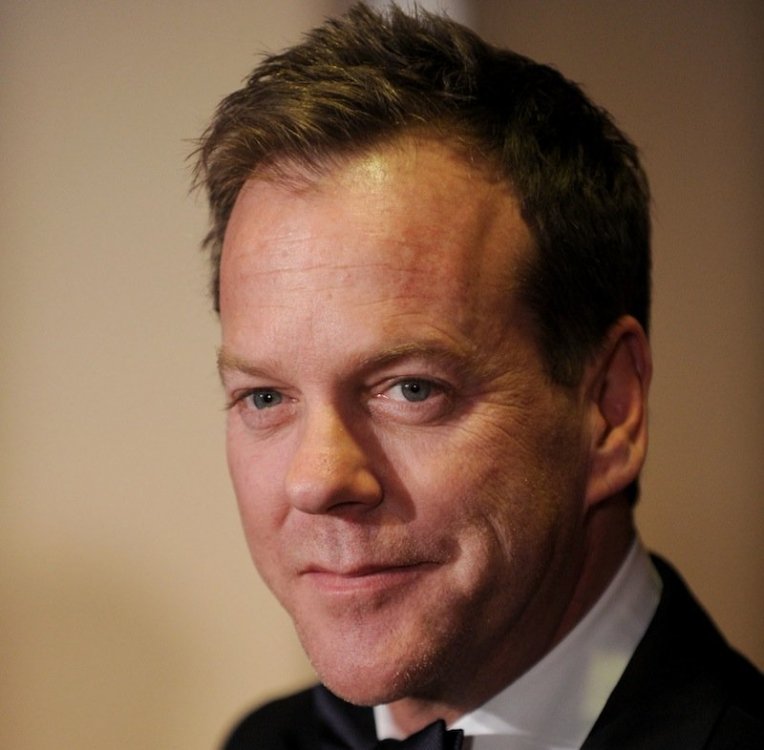 kiefer-sutherland.thumb.jpg.7fe2fcd59b21892b2a3b63006c16d566.jpg