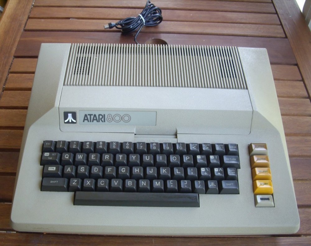 atari800.thumb.JPG.d539abb9f08c1d72e7b13254922301a2.JPG