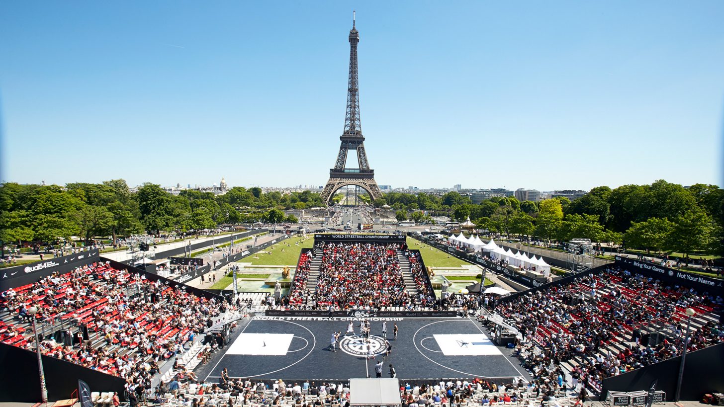 NBA Live 19 International Courts