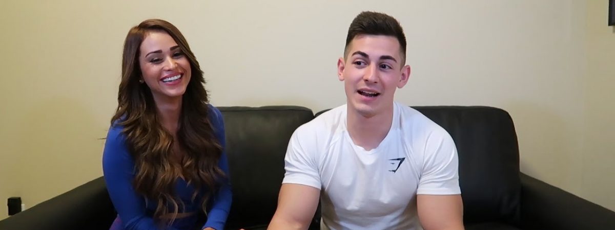 Gamer Faze Censor Clarifies He Didn't Breakup With Viral Weather Girl Yanet  Garcia Because of Call of Duty, Be Because She Wanted a Cut of His Call of  Duty Money (Video) –