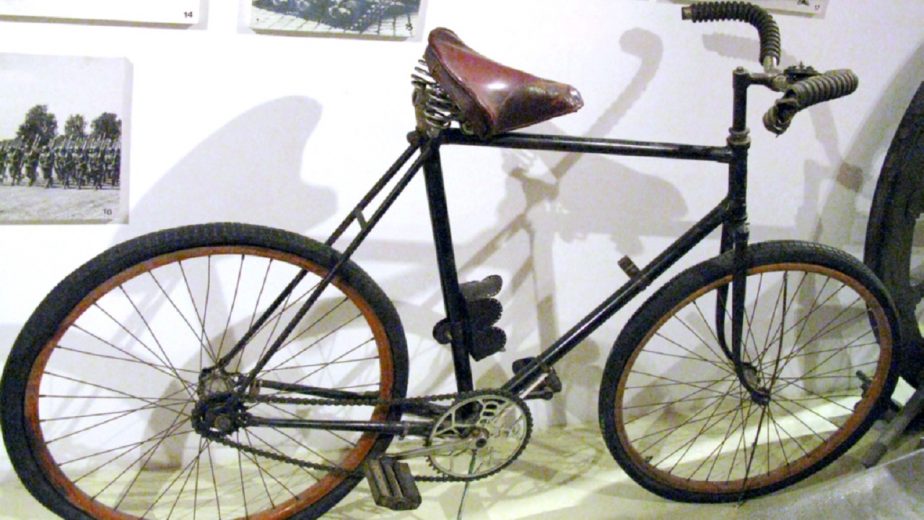 Bicycles Saw Widespread Use in the Second World War
