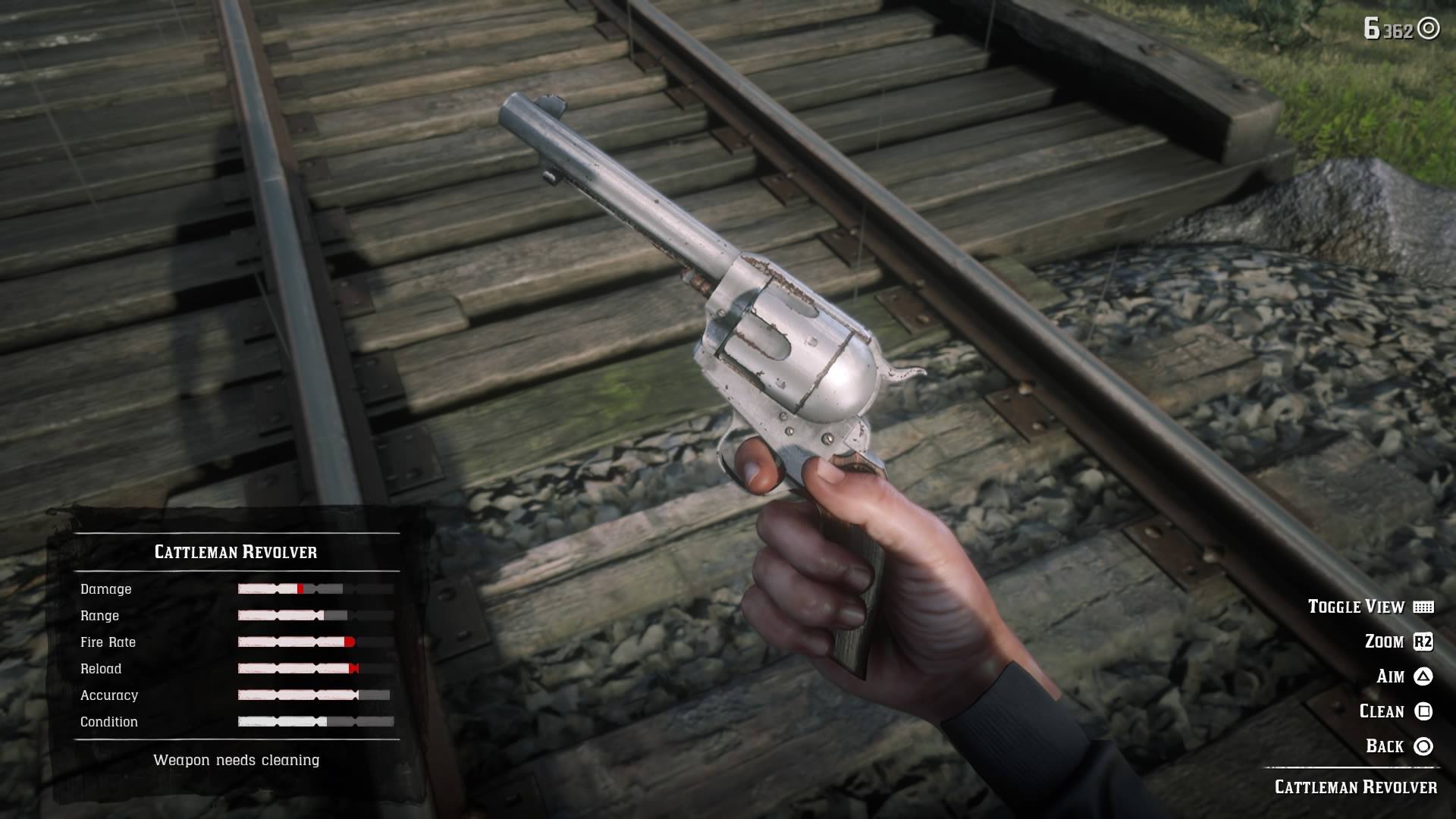 Red Dead Redemption 2: Meters highlight how far your weapon's stats have fallen.