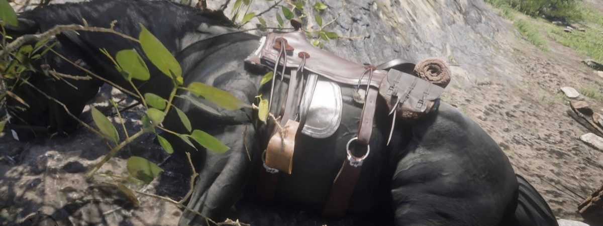 What should you do when your horse gets critically injured in Red Dead Redemption 2?